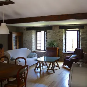 Hébergement de vacances Ariege Grande Maison éco-rénovée, Montségur